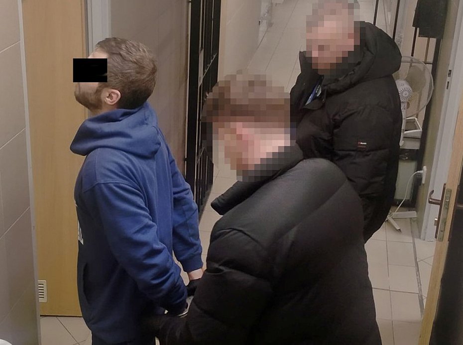 Seria w�ama� na Bielanach. 34-latek odpowie za kradzie�e